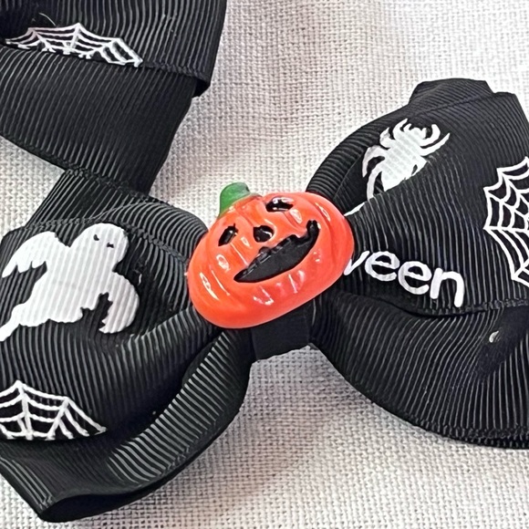 Halloween Hair Bows Set. - Picture 2 of 3
